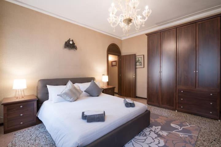 Ca' Pesaro Rooftop Terrace Apartment. Venice Exterior photo