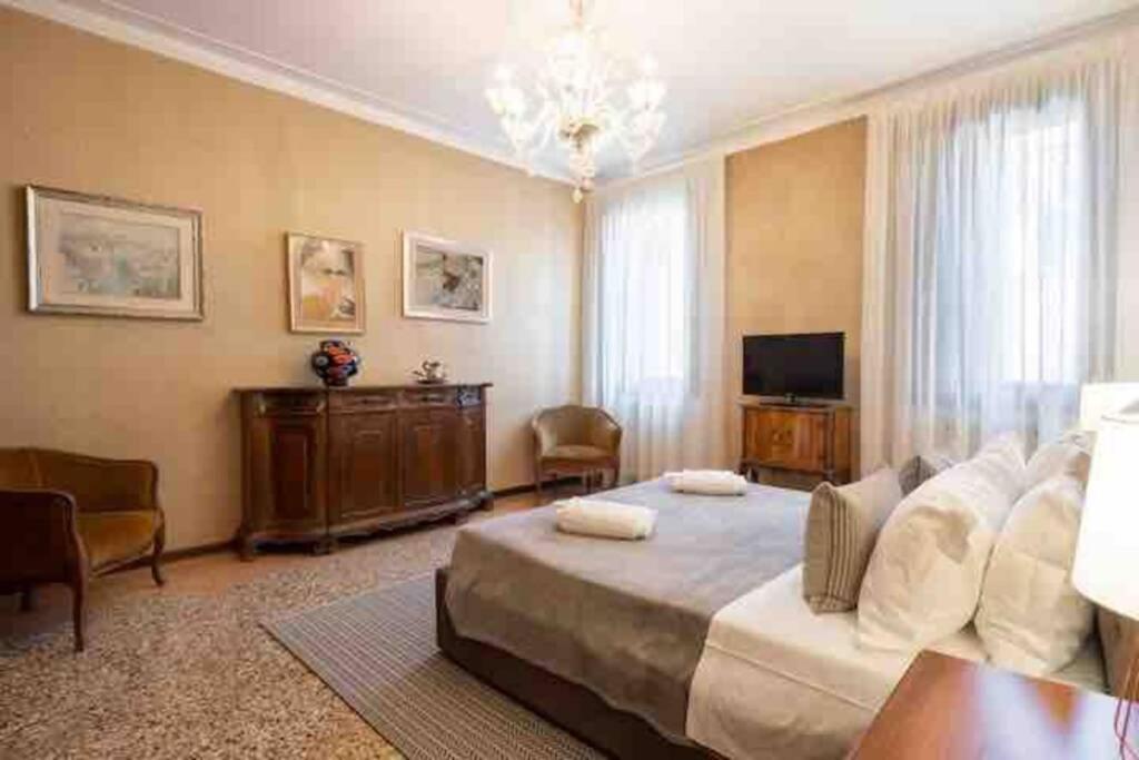 Ca' Pesaro Rooftop Terrace Apartment. Venice Exterior photo